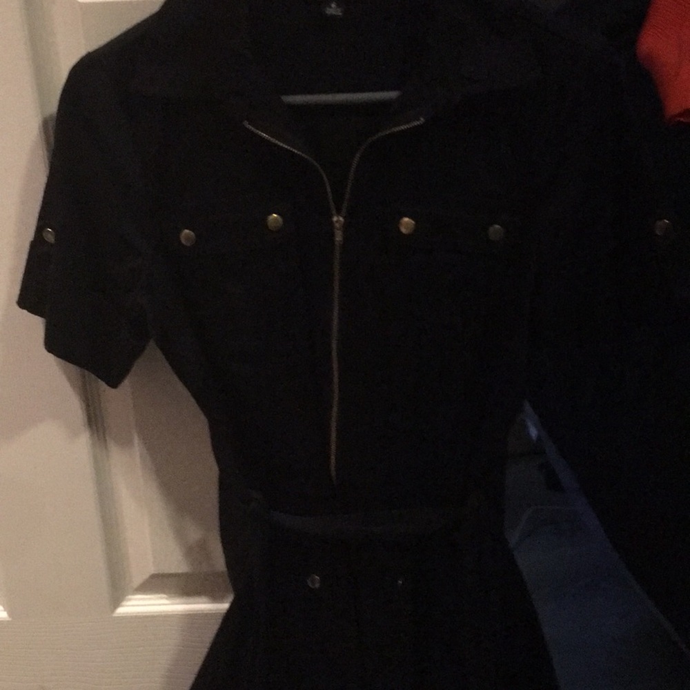 Dress - Picture 3 of 3
